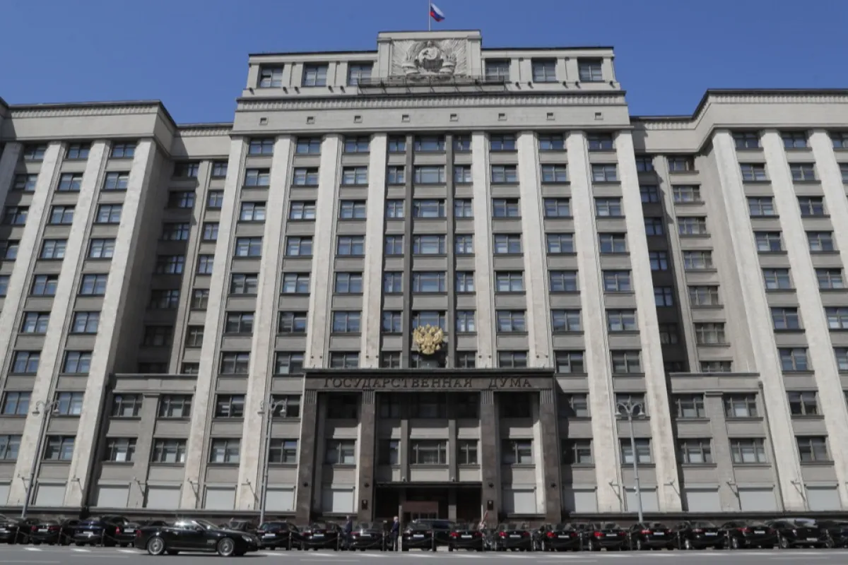 Deputații ruși au adoptat o lege care interzice schimbările de gen