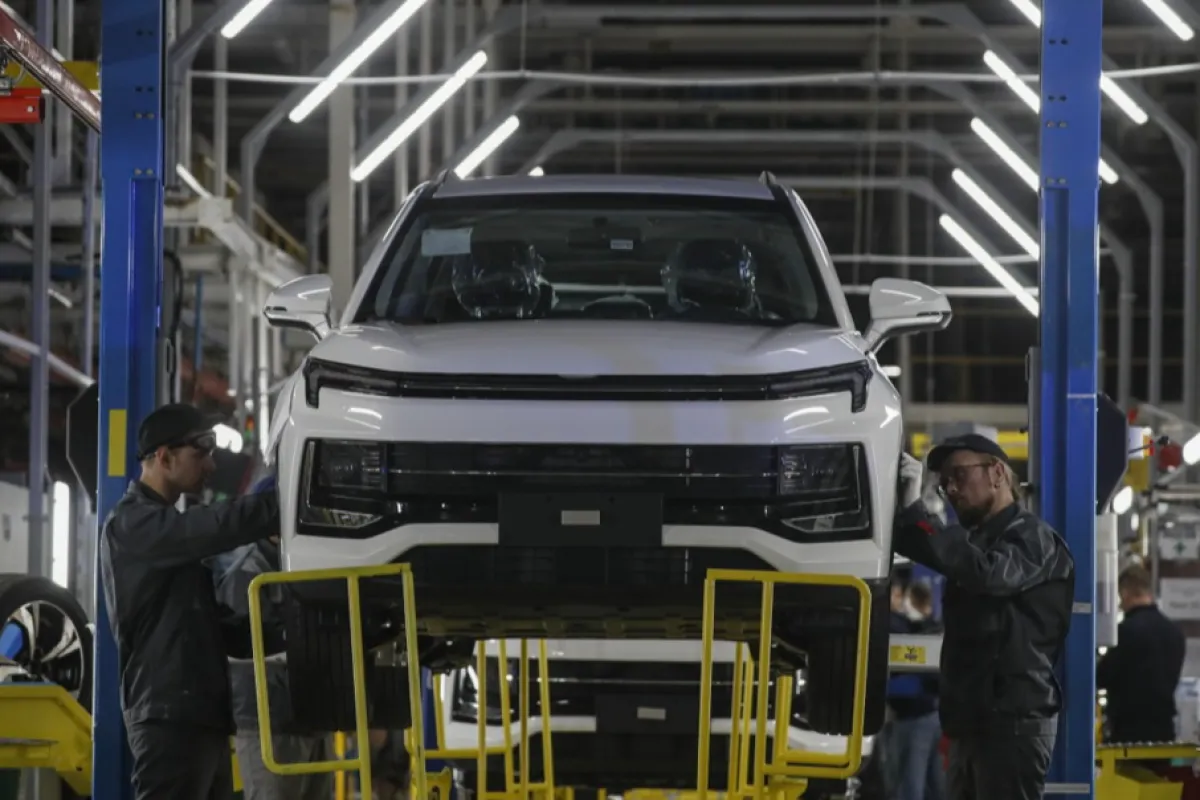 China revigorează industria auto a Rusiei