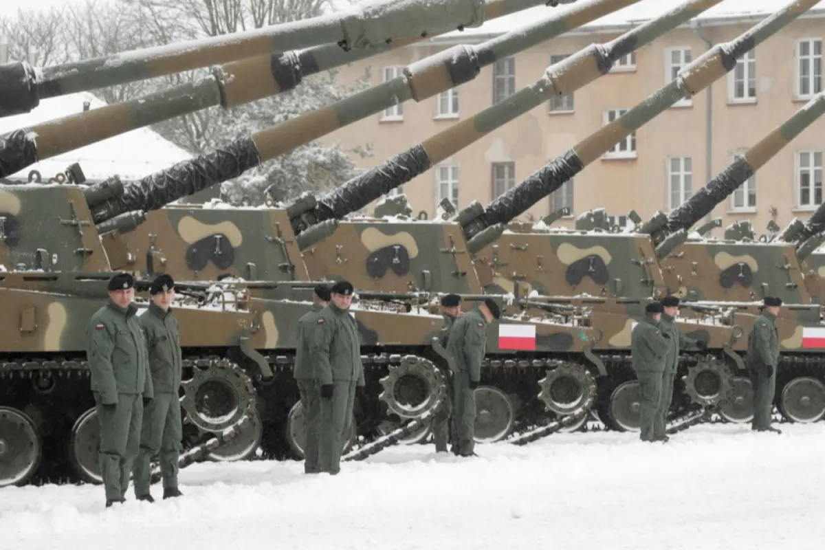 PROPAGANDĂ DE RĂZBOI: Polonia vrea să atace Rusia și să ocupe vestul Ucrainei