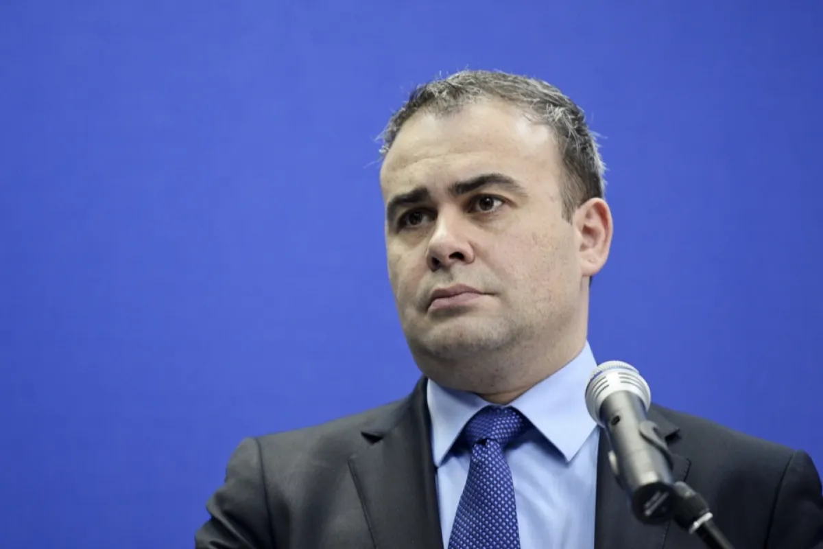 Fostul ministru de finanțe, Darius Vâlcov, a fost extrădat din Italia