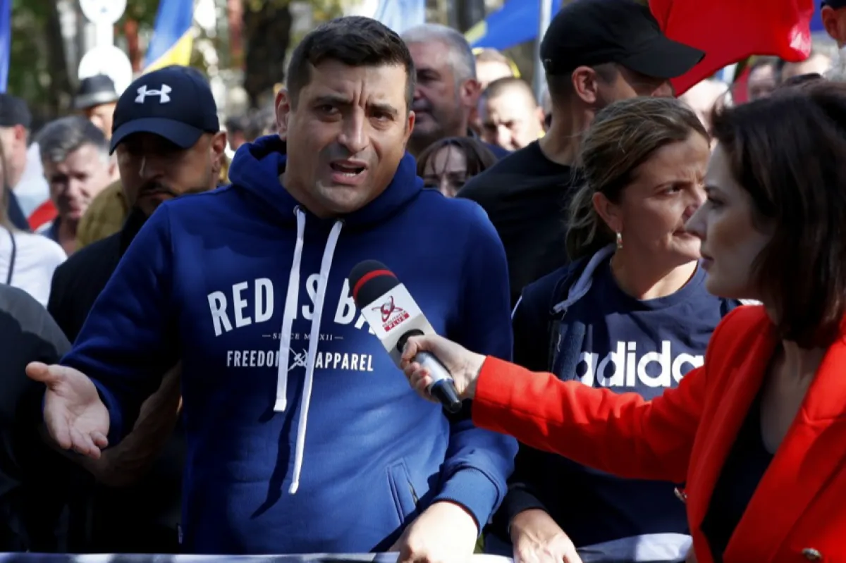 Președintele partidului extremist AUR, George Simion, s-a întâlnit cu ambasadorul Israelului, Reuven Azar