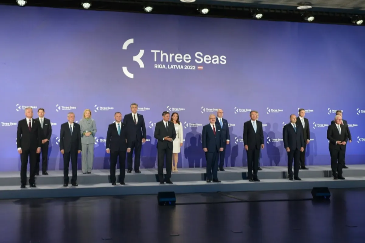 Iohannis: Grecia va deveni membru al Inițiativei celor Trei Mări, Moldova și Ucraina vor fi țări asociate