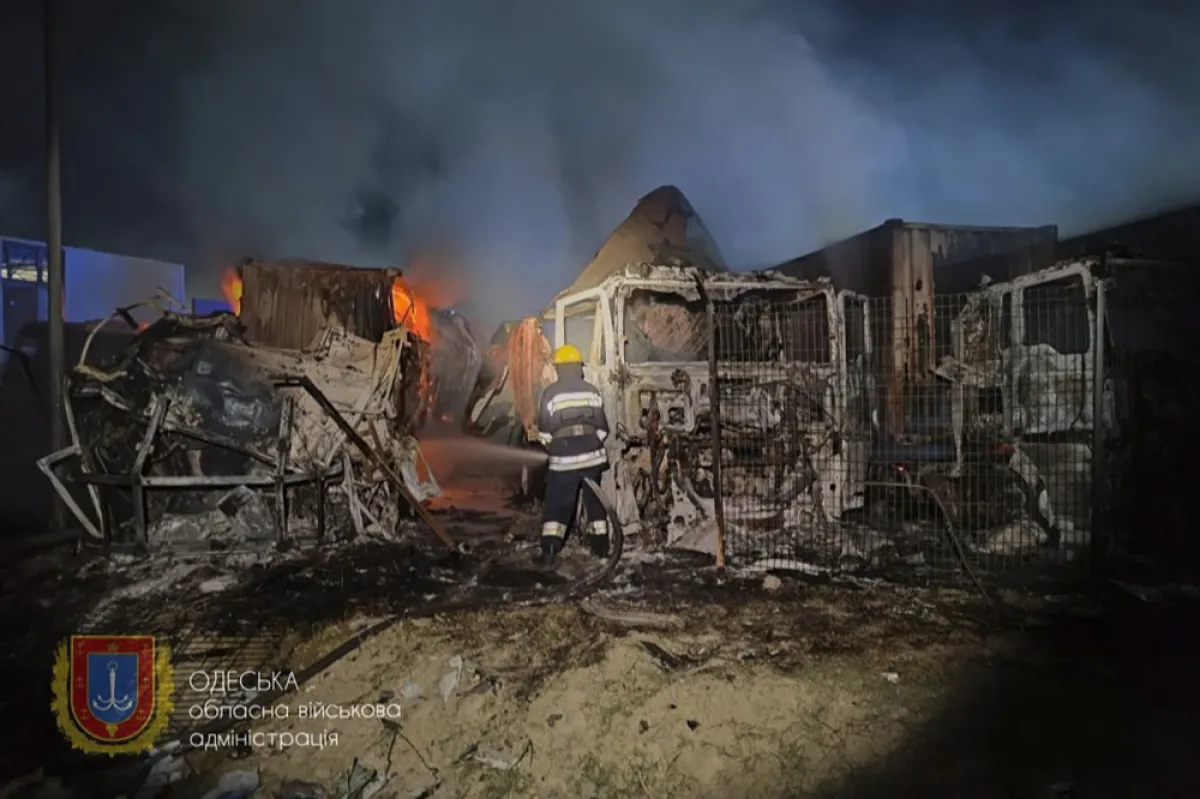 Tranzitul prin Vama Isaccea a fost suspendat din cauza atacurilor ruseşti de pe malul ucrainean al Dunării