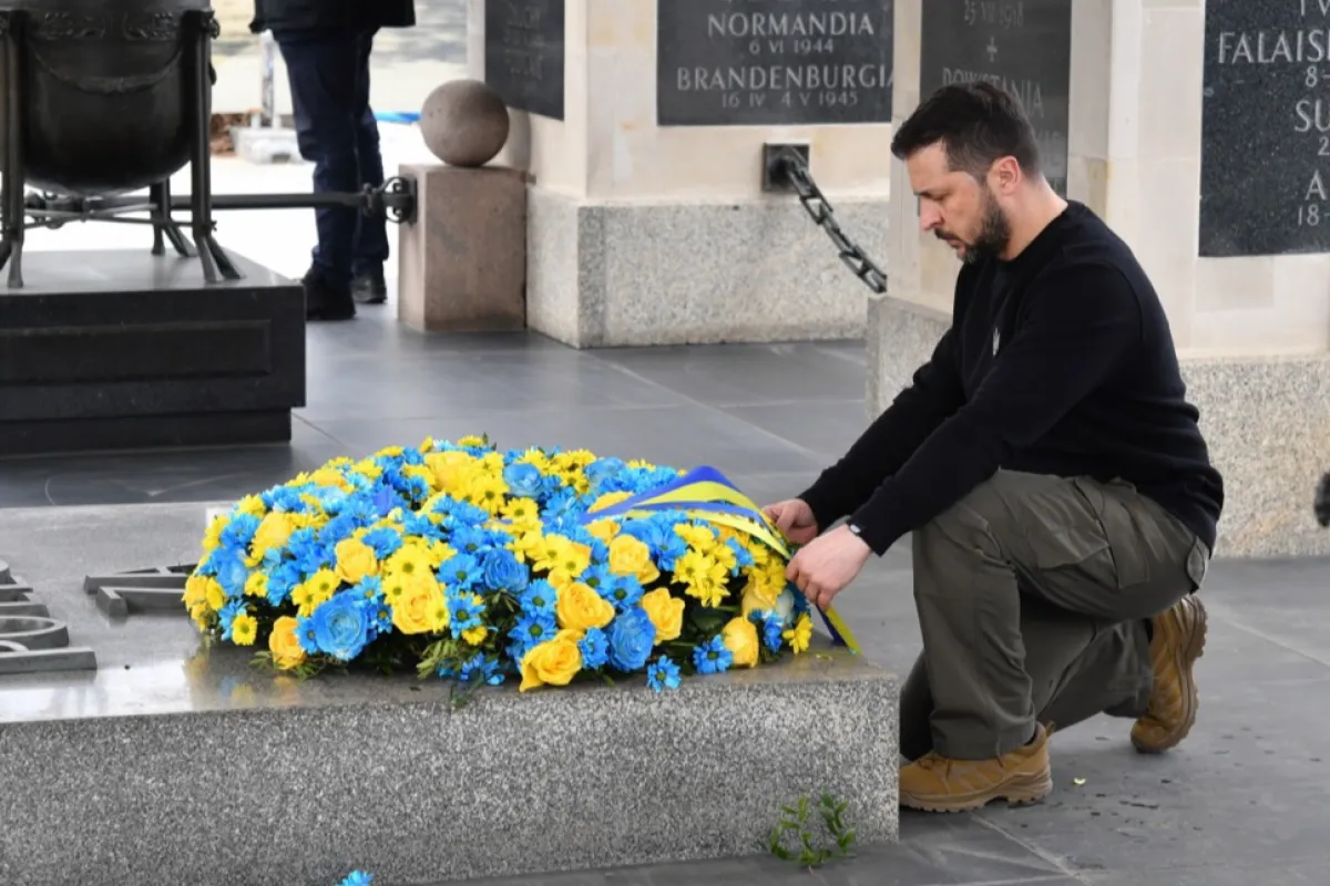 Volodimir Zelenski face astăzi prima vizită oficială în România