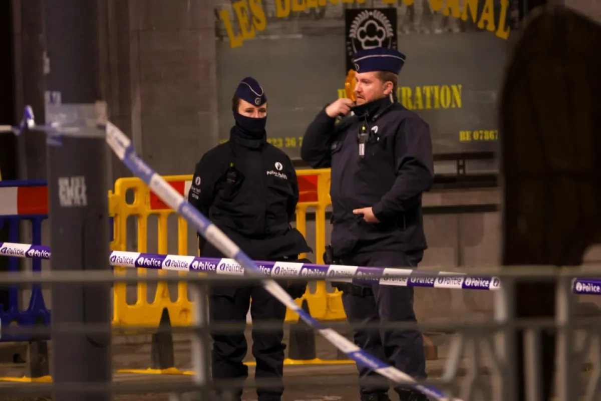 Bărbatul suspectat că a ucis doi suedezi la Bruxelles a fost reţinut de poliţie