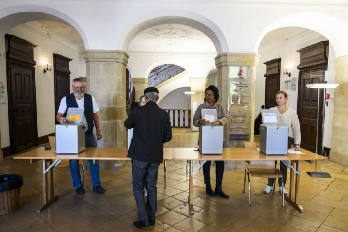 Dreapta populistă elvețiană a câștigat alegerile parlamentare