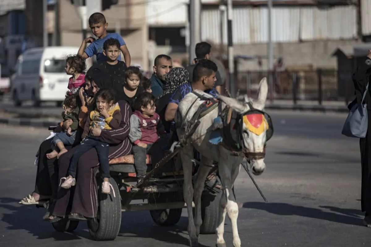 Hamas: peste zece mii de morți în Gaza