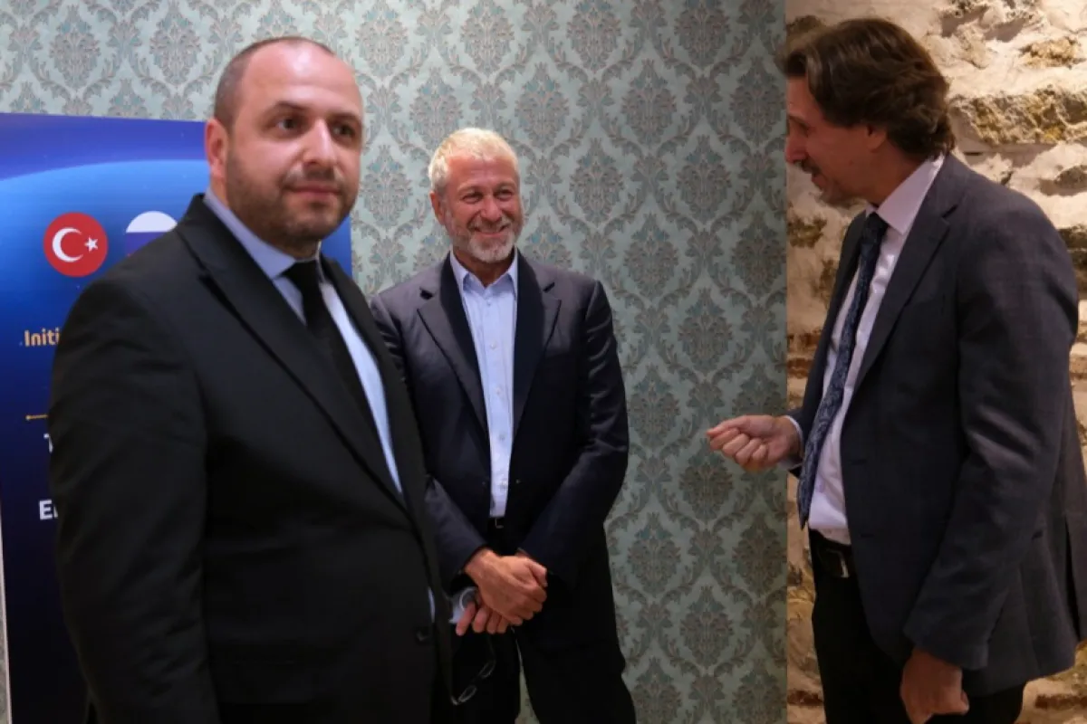 Au apărut noi dovezi despre legătura financiară dintre miliardarul rus Roman Abramovici și președintele Vladimir Putin