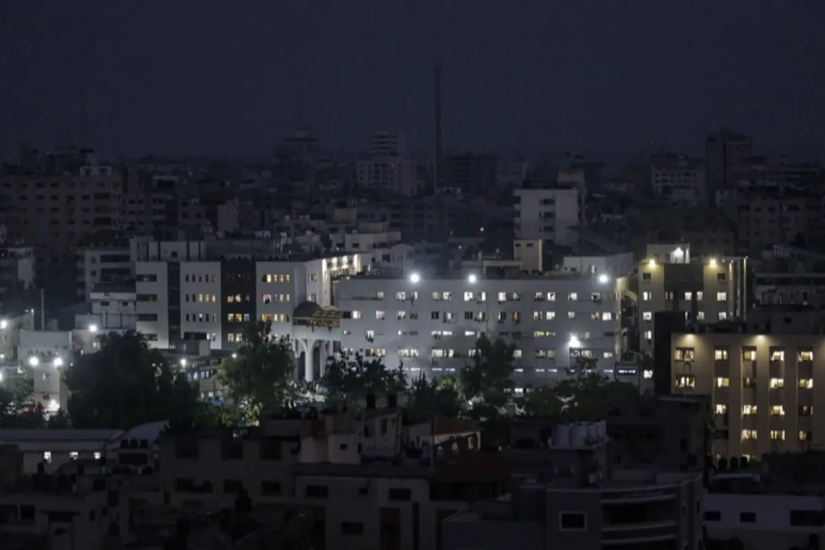 Armata israeliană continuă operaţiunea în principalul spital din Gaza