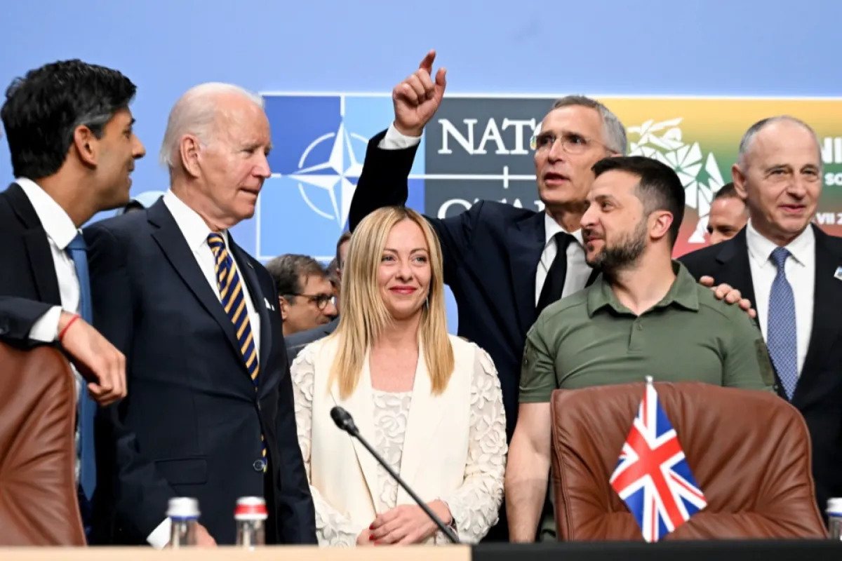 PROPAGANDĂ DE RĂZBOI: Ucraina, invadată pentru a opri o invazie NATO