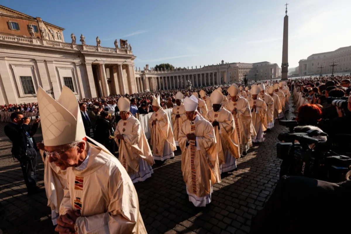 FAKE NEWS: Soros jr. a fost numit cardinal al Bisericii Catolice