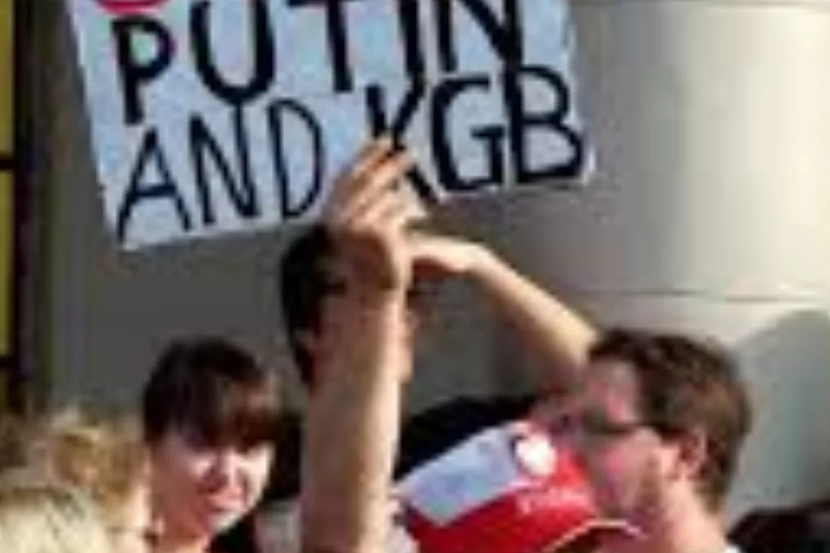 Preşedintele rus, Vladimir Putin, le-a ordonat serviciilor secrete de la Moscova să stopeze ceea ce a numit politica occidentală agresivă împotriva ţării sale