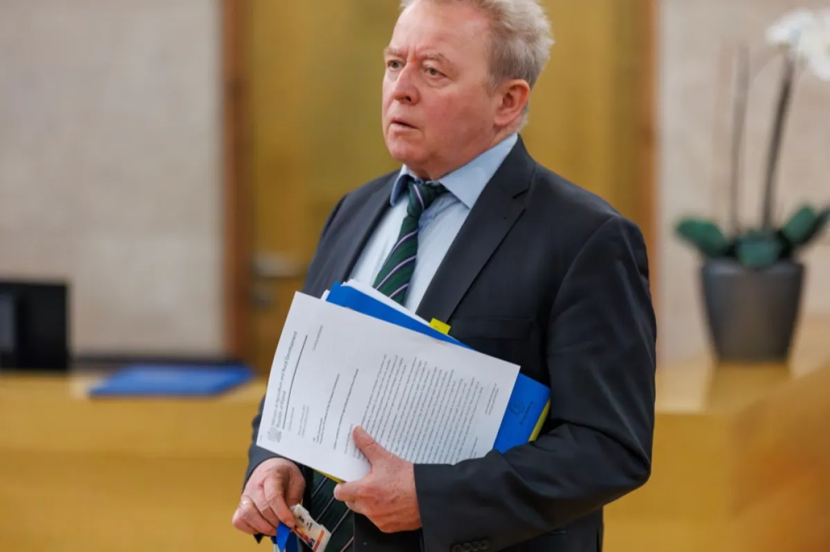 Ministrul român al Agriculturii a anunţat că va cere demisia comisarului european pentru Agricultură