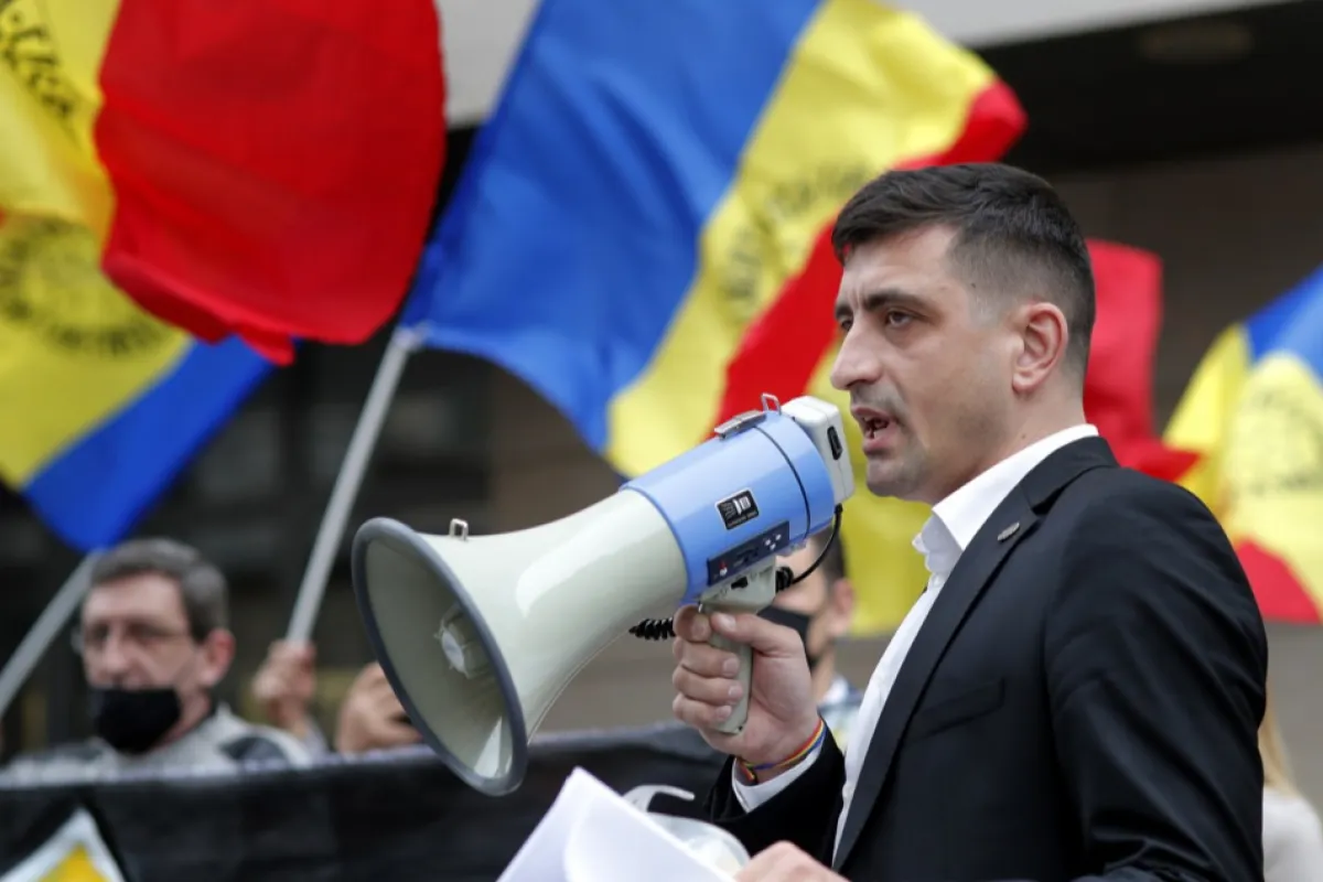 Rectorul SNSPA, apel către parlamentarii români pentru a limita efectele infiltrării Moscovei în politica românească