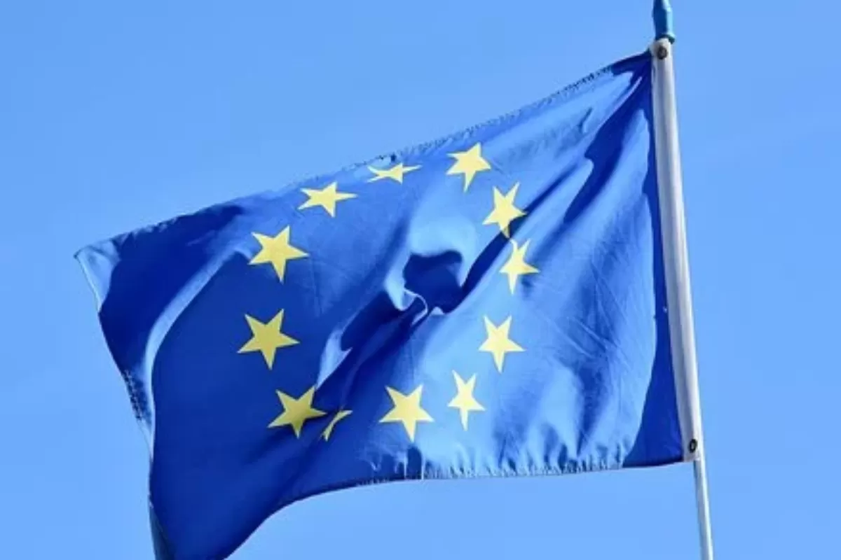 Ambasadori ai ţărilor membre ale Uniunii Europene acreditaţi în Republica Moldova resping recentele atacuri publice lansate la adresa şefului misiunii comunitare, Peter Michalko