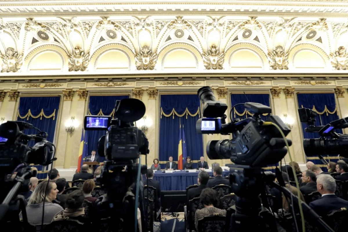 Preşedintele CJ Prahova, suspect într-un dosar de luare de mită și fals în declarații