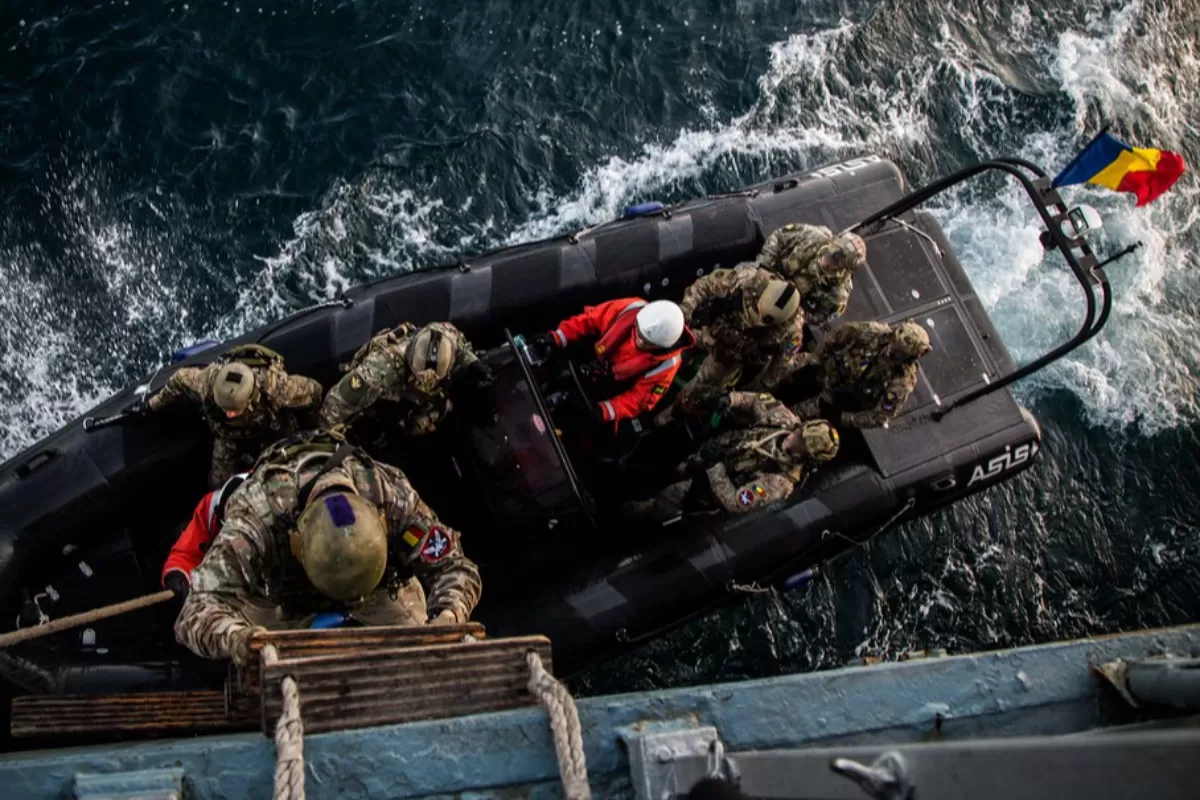 Forţele Navale Române organizează primul exerciţiu multinaţional întrunit din anul 2021 desfăşurat în Marea Neagră