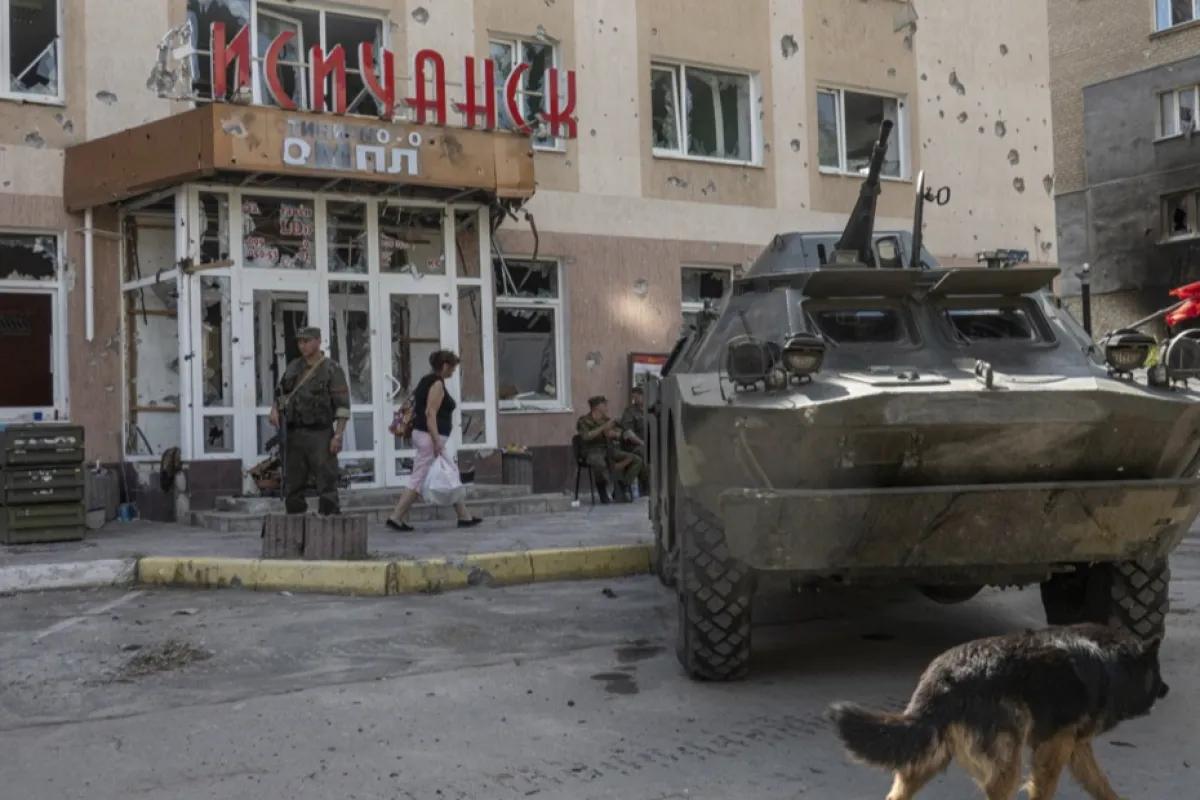 Creşte bilanţul morţilor după un bombardament în estul Ucrainei, controlat de ruşi