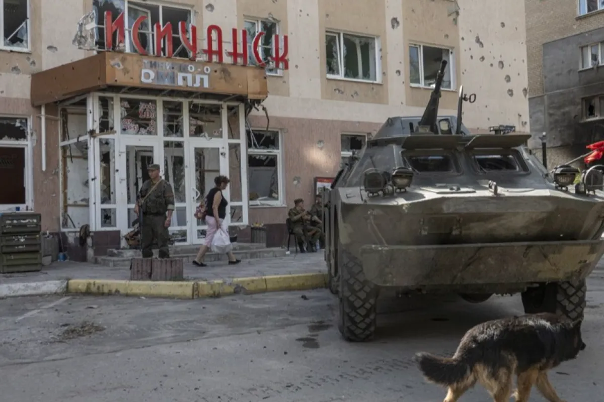 Ruşii îi acuză pe ucraineni că au comis „un atac terorist monstruos” la Lisiciansk