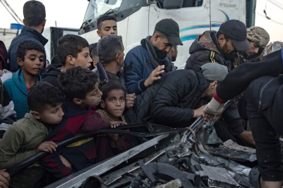 Armata israeliană atacă oraşul Rafah, din sudul Fâşiei Gaza