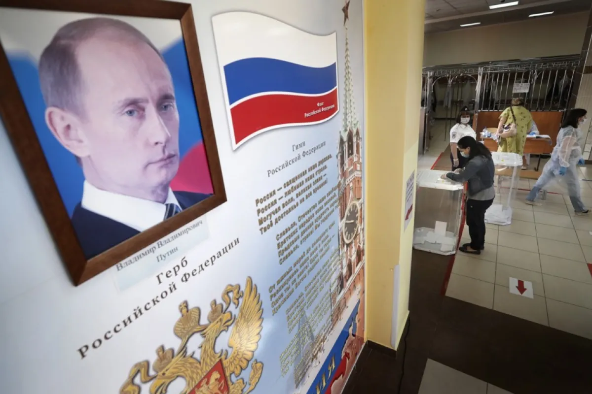 Putin seamănă cu Ceaușescu și mai are un an la putere