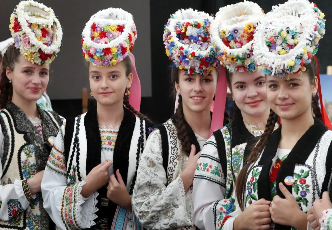 „Româna va înlocui rusa”: rușii citează greșit Veridica pentru a face fake news