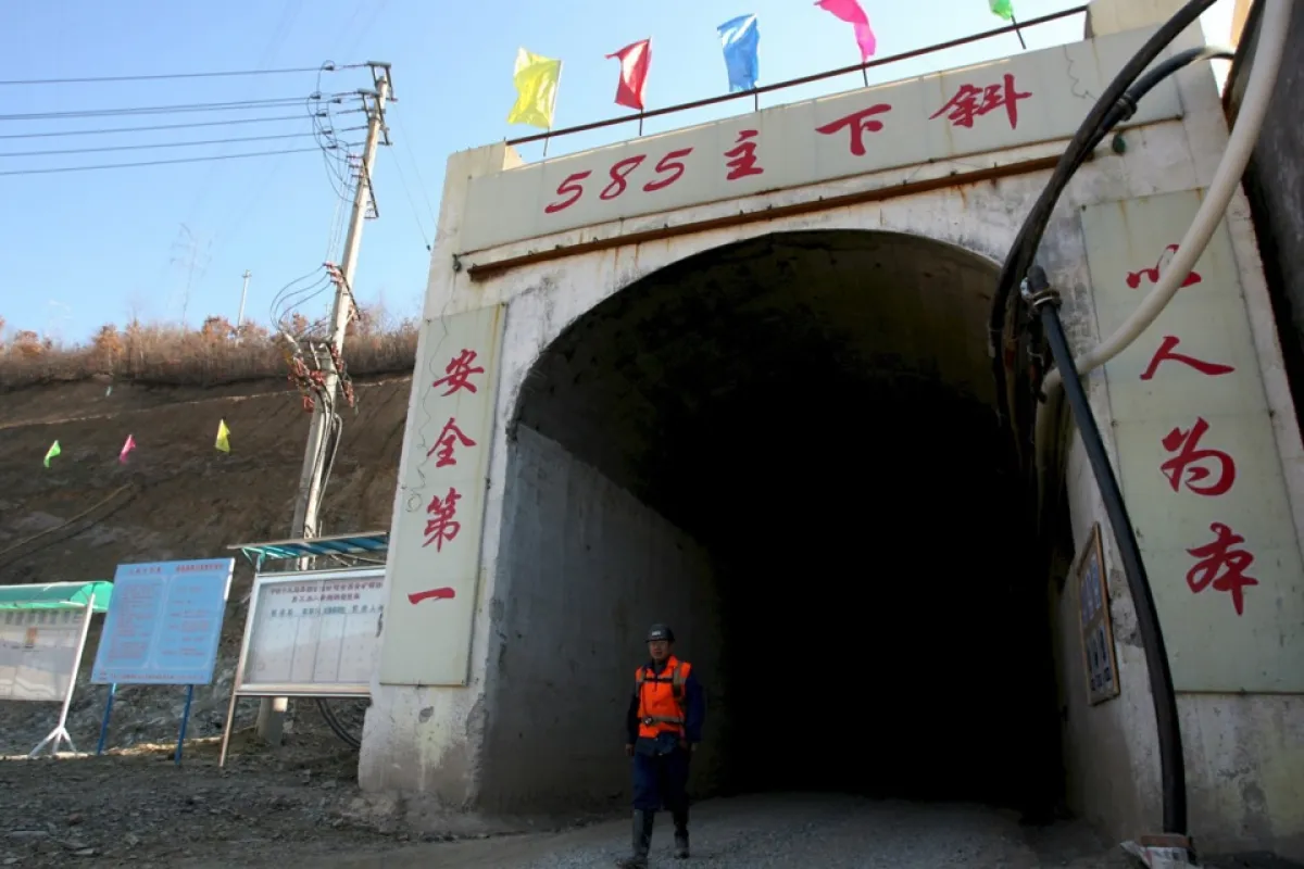 Românii din Valea Timocului, afectaţi de exploatarea minieră a unei companiei chineze, cer sprijinul României