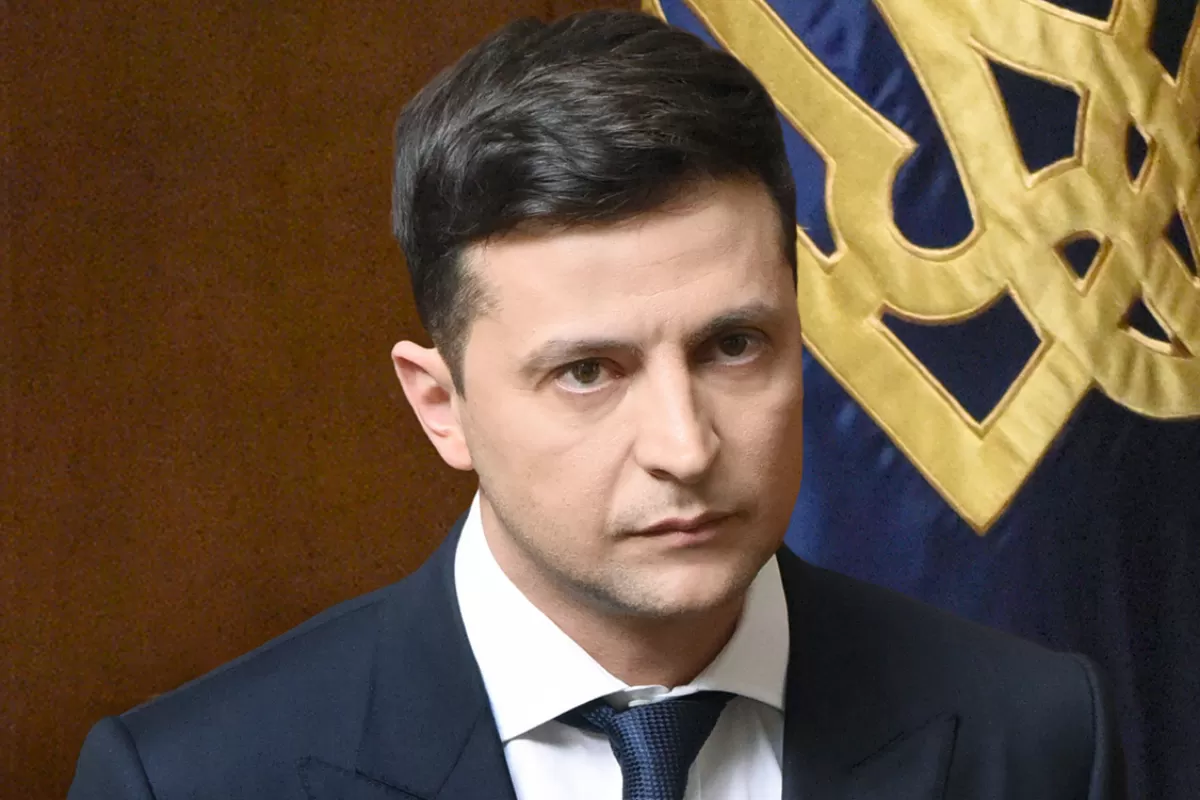 Preşedintele ucrainean, Volodimir Zelenski, s-a vaccinat, marţi, cu prima doză anti-COVID-19, în timpul unei deplasări pe linia frontului din estul ţării