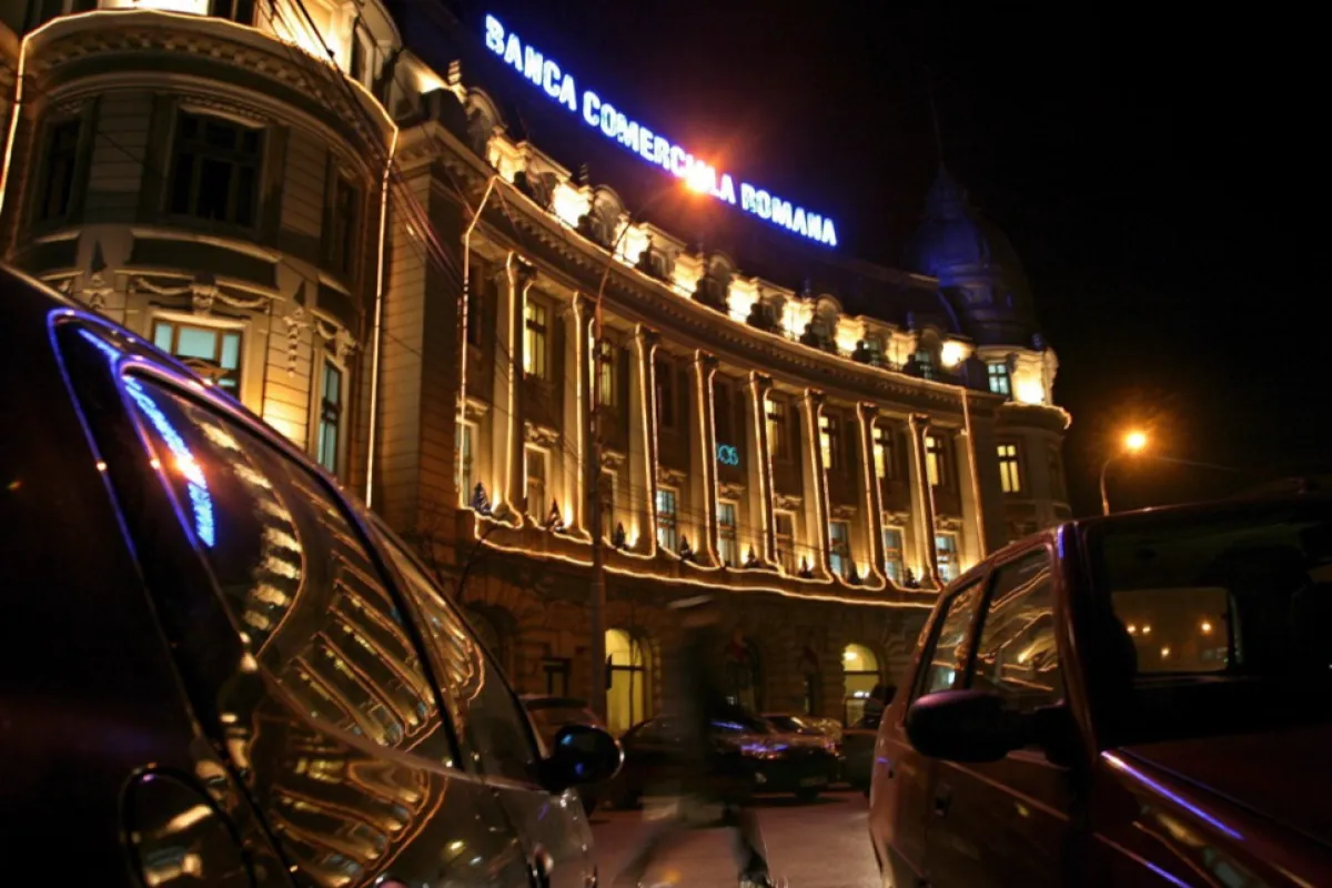 Ministerul român al Finanţelor a împrumutat 440 de milioane de lei de la bănci private