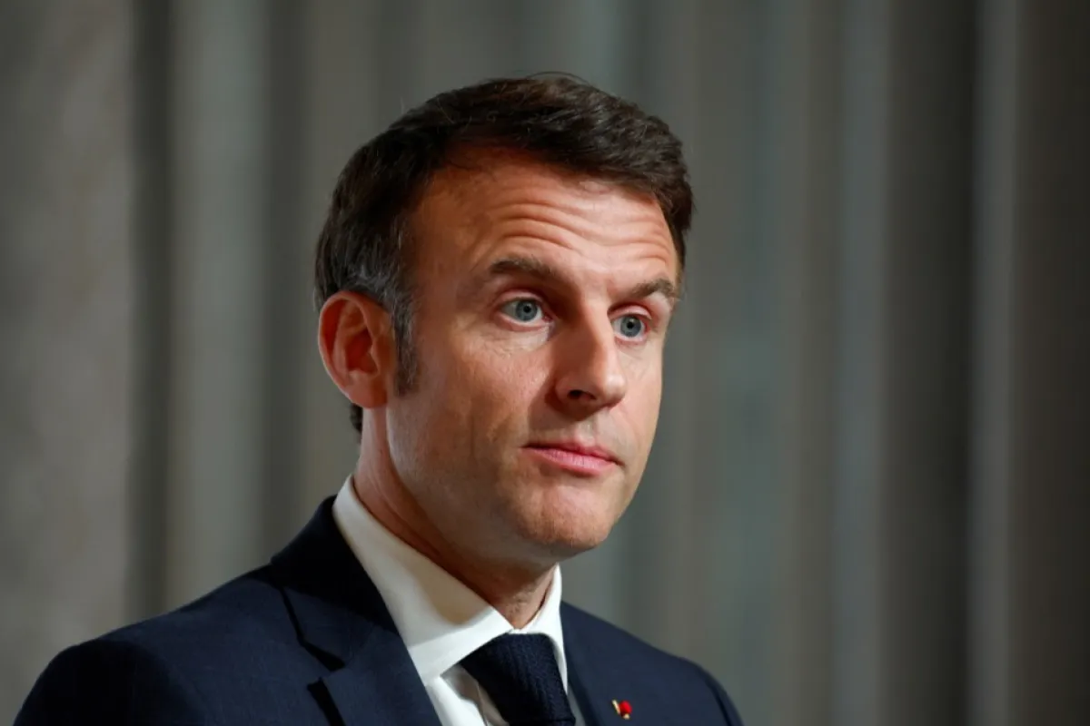 Președintele francez Emmanuel Macron participă la o conferință de presă la sfârșitul conferinței de susținere a Ucrainei, alături de lideri europeni și reprezentanți guvernamentali, la Palatul Elysee din Paris, Franța, 26 februarie 2024.