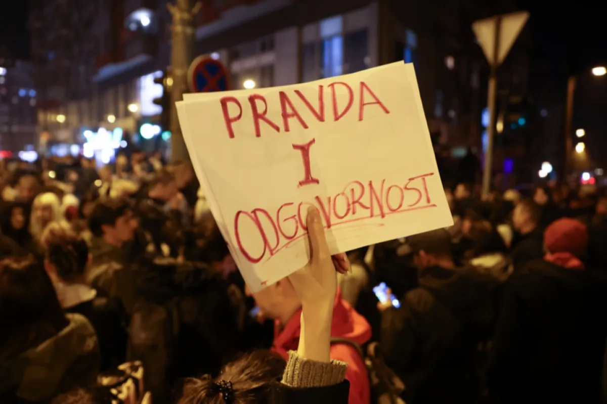 Partidul președintelui sârb Vucic acceptă repetarea alegerilor la Belgrad, după luni de acuzații de fraudare a scrutinului