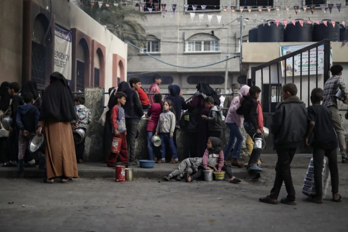 11 cetățeni români, evacuați din Fâșia Gaza