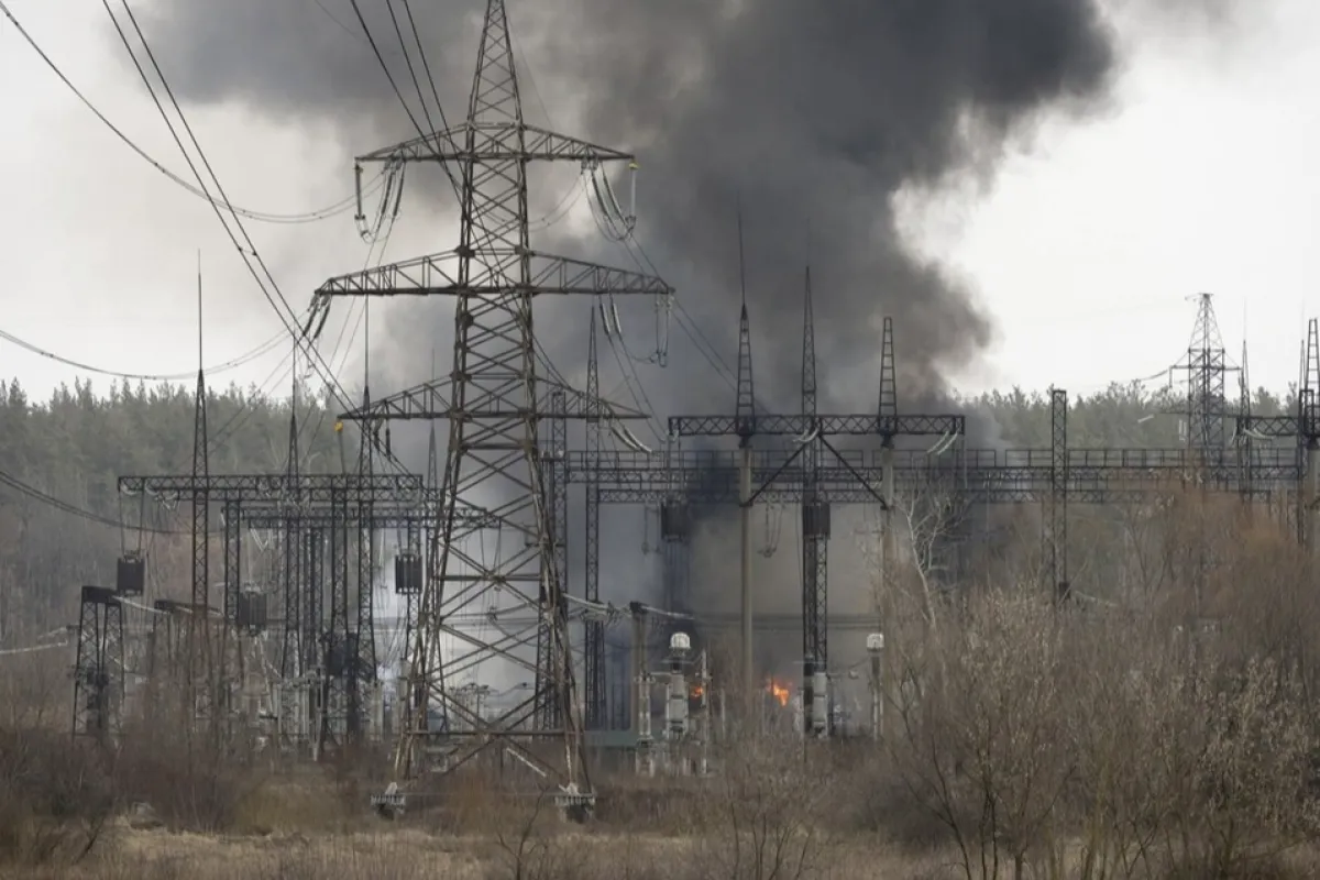 Părți extinse ale Ucrainei au rămas fără energie electrică după valul de rachete rusești