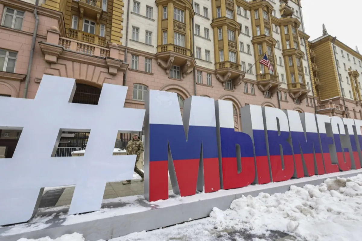 Autoritățile de la Moscova pretind că rușii se cer în armată