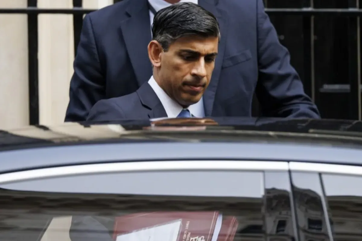 Guvernul britanic este presat să oprească vânzările de arme către Israel