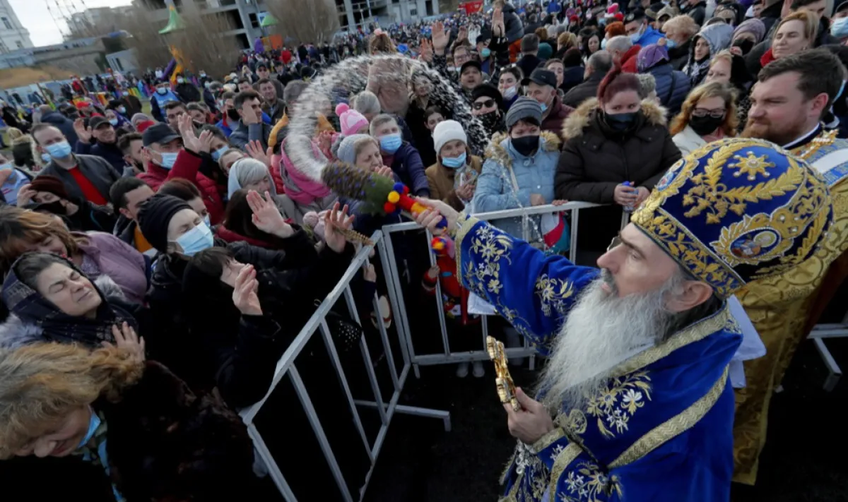Lupta dintre bine și rău, o narațiune rusească preluată și în România
